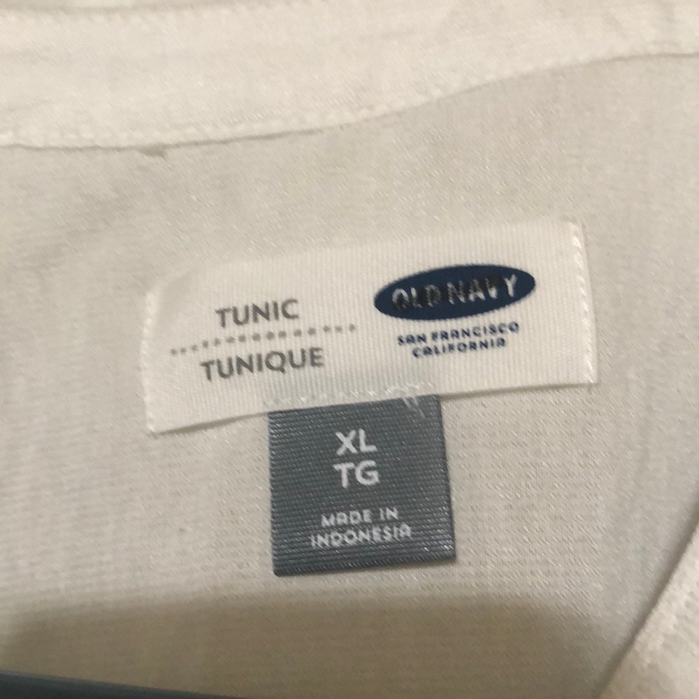 Tunic - Picture 2 of 4